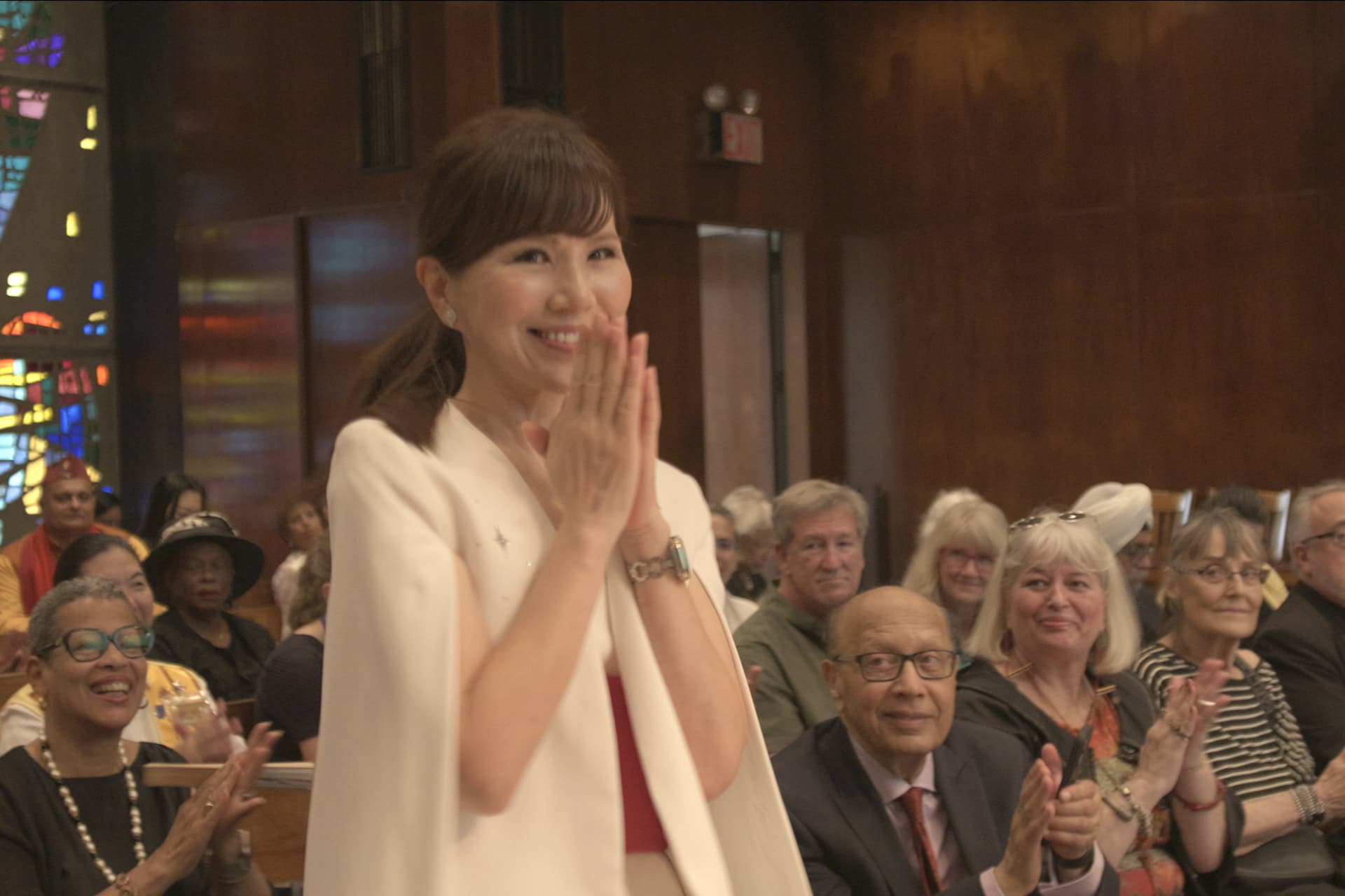 Miyuki receiving applause